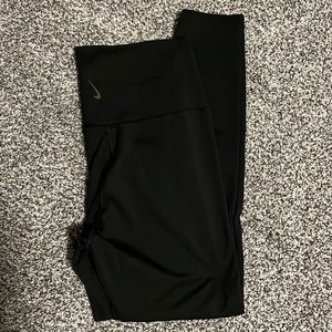 Nike yoga leggings